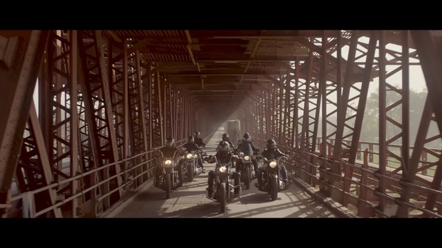 Video Reference: structure, darkness, screenshot, tourist attraction, metropolis, midnight, recreation