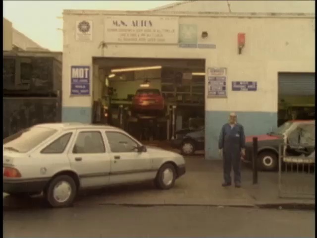 Video Reference: Land vehicle, Vehicle, Car, Mode of transport, Transport, Snapshot, Mid-size car, Full-size car, Parking, Compact car, Person