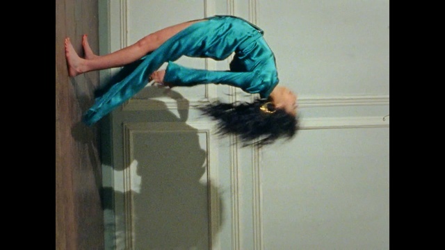 Video Reference: arm, fun, tail, feather