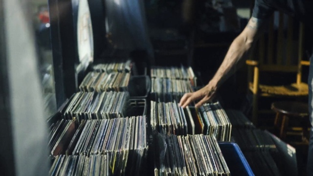 Video Reference: Weaving, Metal, Art