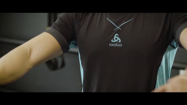 Video Reference: T-shirt, Shoulder, Clothing, Arm, Sleeve, Joint, Finger, Wrist, Muscle, Hand