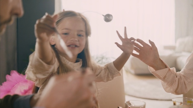 Video Reference: girl, hand, finger, child, fun, smile, Person