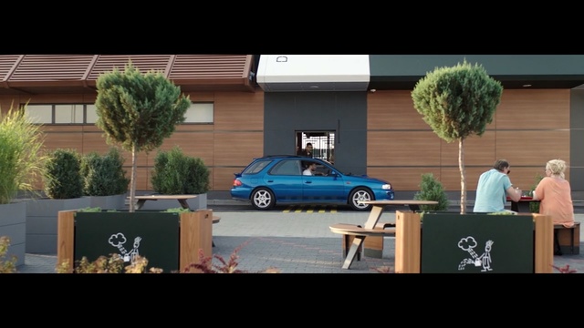 Video Reference: Land vehicle, Vehicle, Car, Mode of transport, Luxury vehicle, Automotive exterior, Tree, Automotive design, Vehicle door, Person