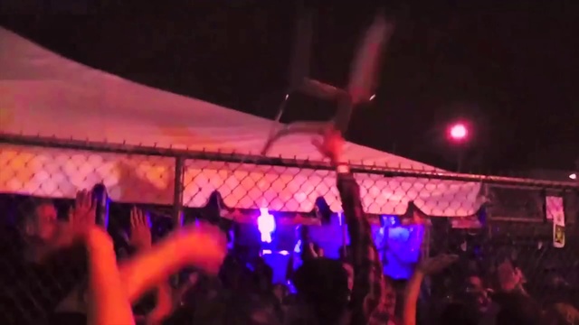 Video Reference: Entertainment, Performance, Crowd, Stage, Event, Performing arts, Purple, Lighting, Audience, Public event