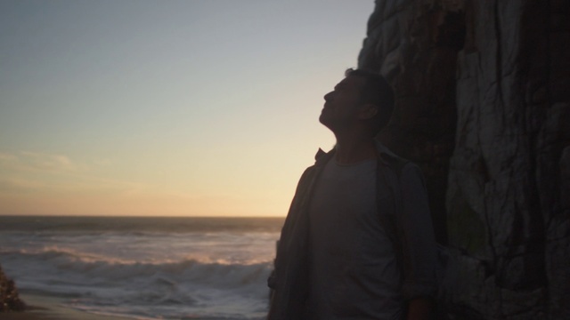 Video Reference: Sky, Sea, Ocean, Horizon, Rock, Coast, Cliff, Water, Wave, Cloud