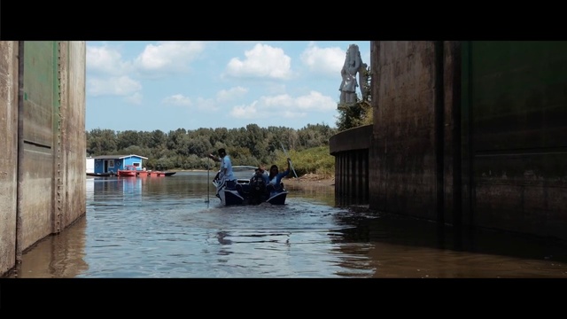 Video Reference: Water, Waterway, River, Mode of transport, Flood, Bayou, Bank, Vehicle, Canal, Adaptation