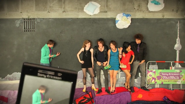 Video Reference: youth, snapshot, fun, girl, performance, leisure, recreation, competition, event, product, Person