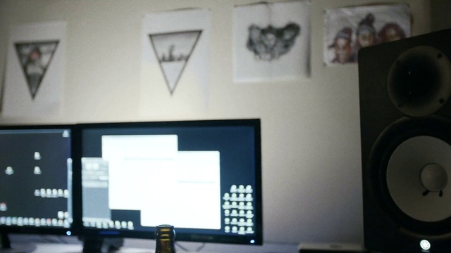 Video Reference: Audio equipment, Technology, Electronic device, Room, Electronics, Multimedia, Photography, Display device, Media, Interior design