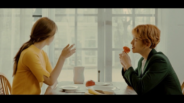 Video Reference: conversation, human behavior, communication, girl