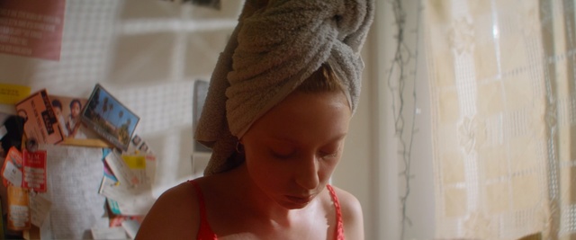 Video Reference: hair, hairstyle, girl, textile, temple, hair accessory, long hair, hair coloring