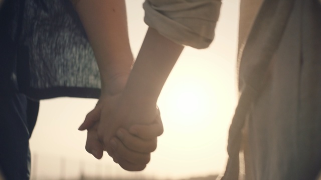 Video Reference: Holding hands, Gesture, Hand, Interaction, Human leg, Love, Friendship, Leg, Finger, Arm