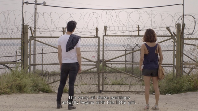 Video Reference: Net, Photography, Fun, Leg, Technology, Fence, Plant, Gesture, Metal, Person