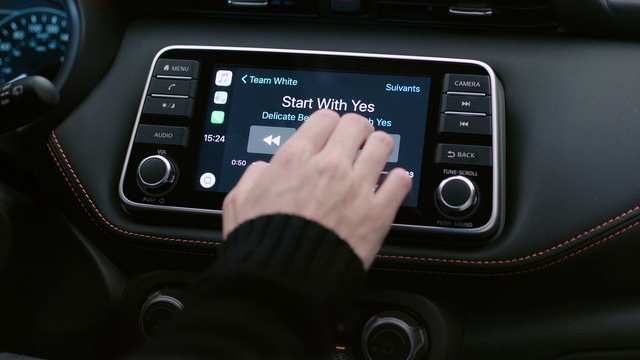 Video Reference: Vehicle, Car, Multimedia, Technology, Electronic device, Center console, Subcompact car, Family car, City car