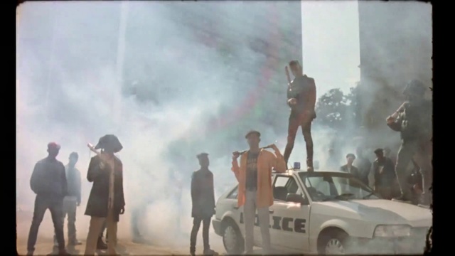 Video Reference: Smoke, Atmospheric phenomenon, Vehicle, Dust, Car, Explosion, Haze