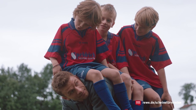 Video Reference: Child, Sitting, Fun, Play, Leisure