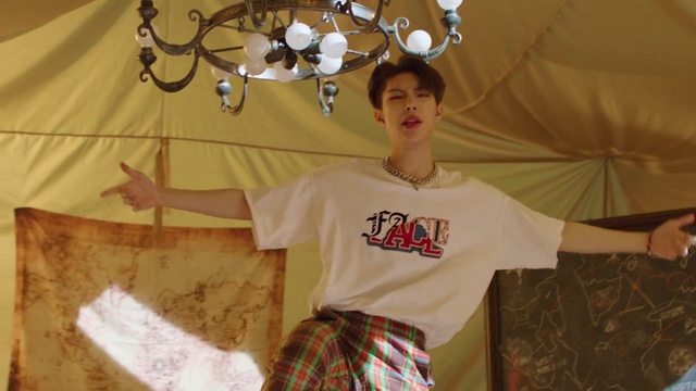 Video Reference: T-shirt, Fun, Room, Ceiling, Top, Mechanical fan