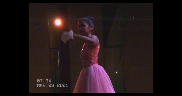 Video Reference: Performance, Entertainment, Performance art, Dancer, Performing arts, Stage, Dress, Light, Event, Dance