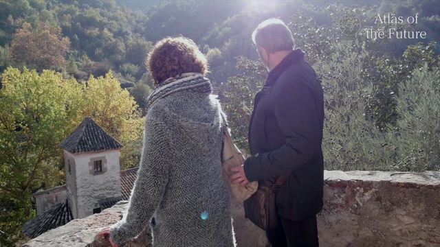 Video Reference: Atmospheric phenomenon, Photography, Tree, Adaptation, Hill station