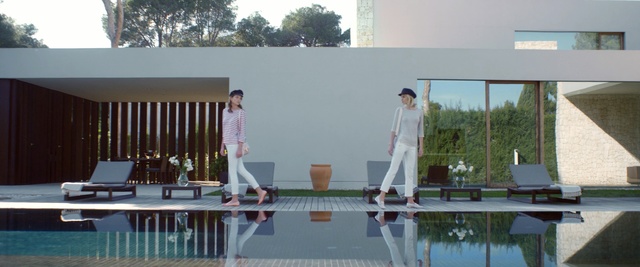 Video Reference: Water, Reflection, Leisure, Tree, Vacation, Balcony, House, Swimming pool, Reflecting pool, Games