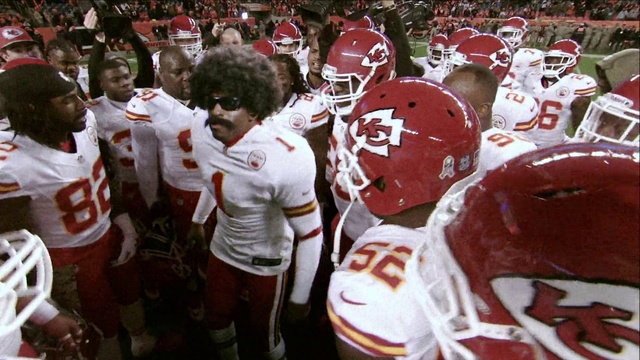 Video Reference: Sports gear, American football, Team, Gridiron football, Eight-man football, Football gear, Canadian football, Helmet, Team sport, Football equipment, Person