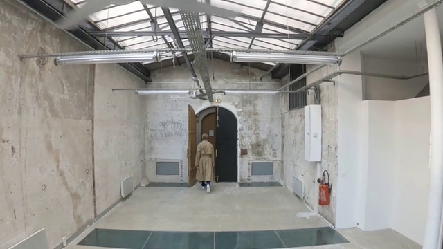 Video Reference: Ceiling, Property, Building, Wall, Room, Daylighting, Architecture, Hall, Floor, Loft