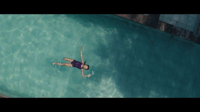 Video Reference: Water, Recreation, Organism, Flip (acrobatic), Adventure, Extreme sport, Screenshot, Underwater, Freediving, Leisure