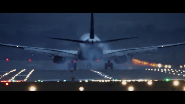Video Reference: Airplane, Aviation, Aircraft, Vehicle, Aerospace engineering, Air travel, Airliner, Landing, Runway, Airline