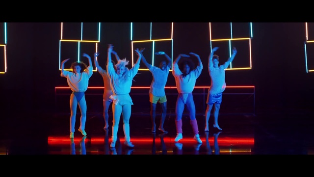 Video Reference: Entertainment, Performing arts, Performance, Dance, Performance art, Dancer, Concert dance, Event, Modern dance, Choreography