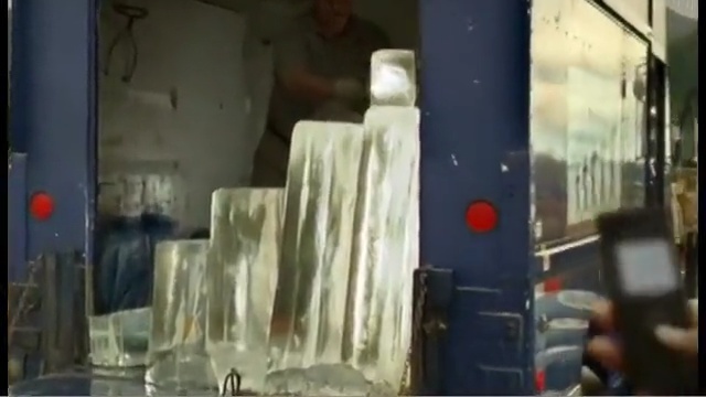 Video Reference: display window, glass, building