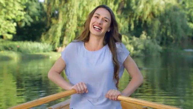 Video Reference: Leisure, Happy, Fun, Smile, Recreation, T-shirt, Boats and boating--Equipment and supplies, Watercraft rowing, Oar, Person