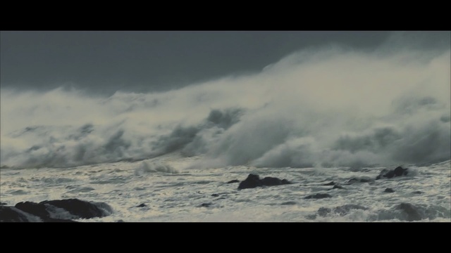 Video Reference: Wave, Sky, Wind wave, Geological phenomenon, Cloud, Atmospheric phenomenon, Atmosphere, Ocean, Sea, Mountain