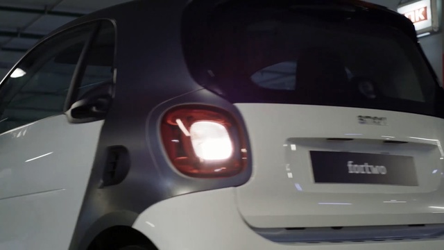 Video Reference: Land vehicle, Car, Motor vehicle, Vehicle, City car, Trunk, Hatchback, Automotive lighting, Vehicle door, Bumper