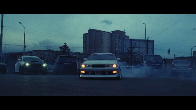 Video Reference: Land vehicle, Vehicle, Car, Sky, Automotive design, Atmospheric phenomenon, Cloud, Mode of transport, Performance car, Automotive lighting
