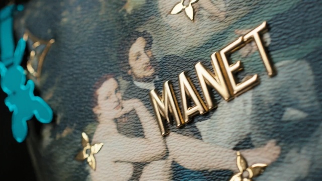 Video Reference: blue, font