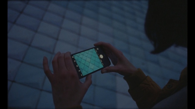 Video Reference: Gadget, Hand, Sky, Technology, Electronic device, Finger, Photography, Communication Device, Portable communications device, Mobile phone