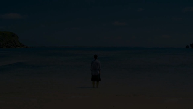 Video Reference: sky, body of water, sea, horizon, atmosphere, water, darkness, night, ocean, moonlight