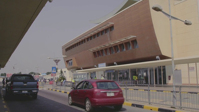 Video Reference: Vehicle, Transport, Car, Architecture, Building, Mode of transport, Neighbourhood, Facade, Parking, House