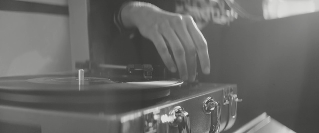 Video Reference: white, black, photograph, black and white, monochrome photography, photography, snapshot, still life photography, monochrome, home appliance