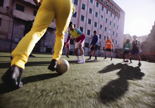 Video Reference: Ball, Freestyle football, Street football, Yellow, Snapshot, Soccer, Soccer ball, Street stunts, Games, Football