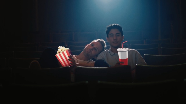 Video Reference: Sky, Muscle, Boxing glove, Photography, Cloud, Boxing, Flash photography, Person