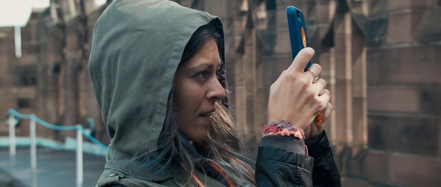 Video Reference: girl, snapshot, water, temple, human, fun, winter