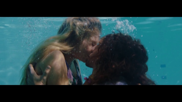 Video Reference: Underwater, Interaction, Water, Movie, Human, Fun, Organism, Scene, Romance, Kiss