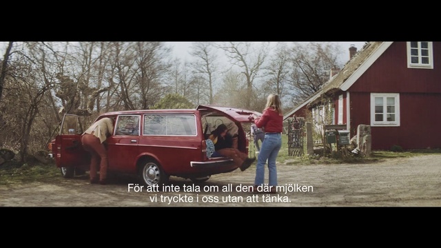 Video Reference: Motor vehicle, Photograph, Car, Vehicle, Mode of transport, Snapshot, Automotive exterior, Tree, Vehicle door, Photography