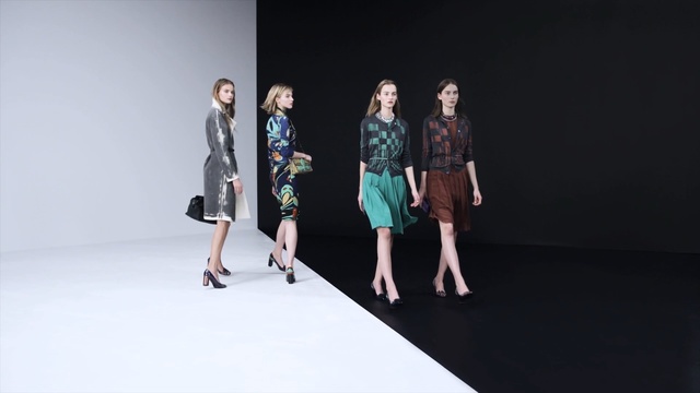 Video Reference: Fashion model, Fashion, Runway, Fashion show, Clothing, Fashion design, Model, Shoulder, Human, Design, Person