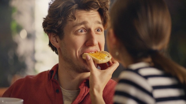 Video Reference: Junk food, Eating, Fast food, Food, Mouth, Food craving, Finger food, Dish, Biting, Cuisine