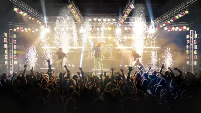 Video Reference: Performance, Entertainment, Rock concert, Concert, Performing arts, Crowd, Stage, Event, Public event, Music venue