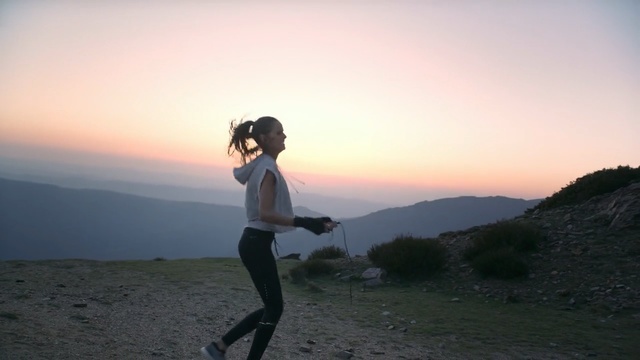 Video Reference: sky, sunrise, photography, vacation, morning, fun, girl, cloud, sunlight, sea