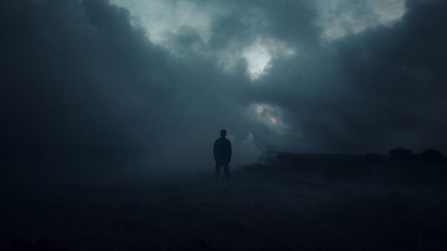 Video Reference: Sky, Atmospheric phenomenon, Darkness, Nature, Atmosphere, Black, Blue, Mist, Cloud, Light