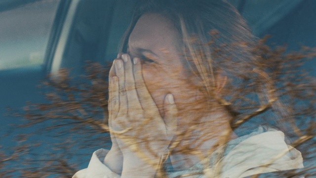 Video Reference: Reflection, Head, Skin, Water, Hand, Eye, Sky, Long hair, Portrait