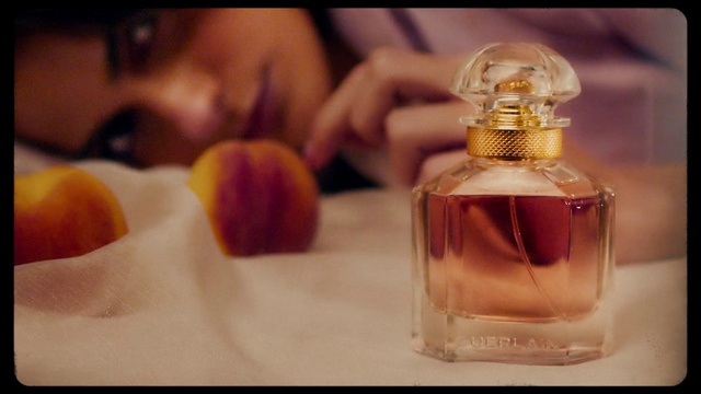 Video Reference: Perfume, Glass bottle, Bottle, Cosmetics, Fluid, Liquid, Still life photography